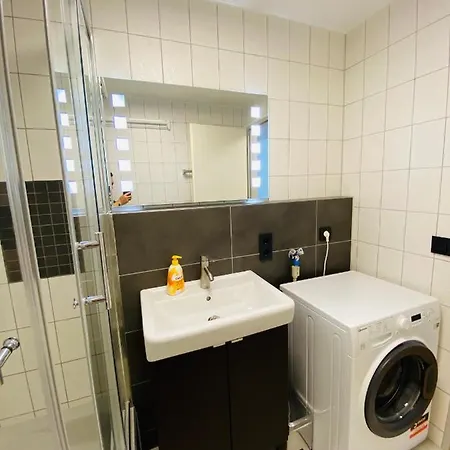 Apartment Outletcity *