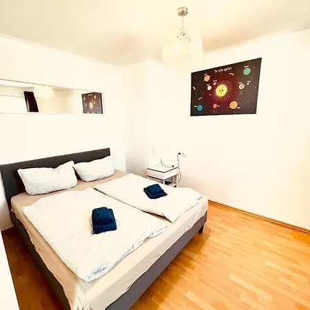 Apartment Outletcity *